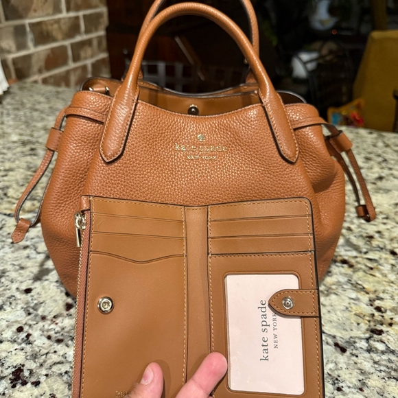 Kate Spade Brown Leather Handbag and Wallet Set 10x8 - Picture 3 of 11